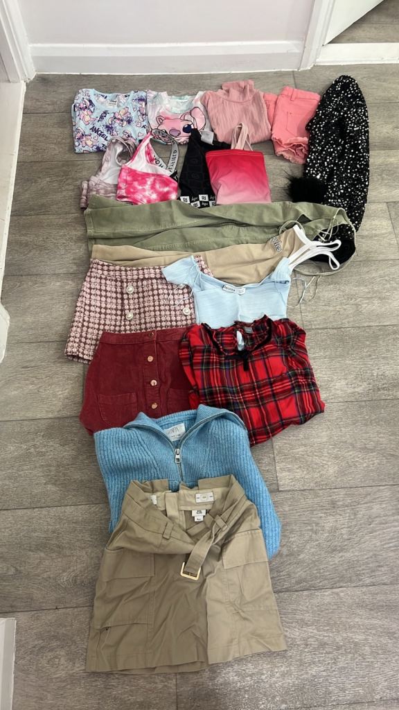 Mixed cloths for girls 8-11yrs 
