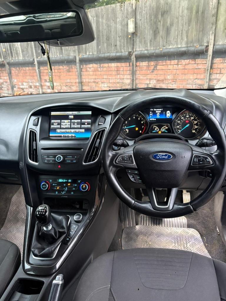 Ford, FOCUS, Hatchback, 2015, Manual, 998 (cc), 5 doors