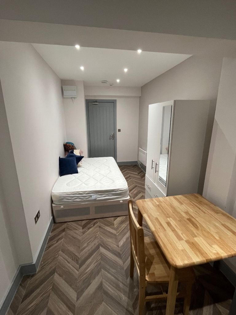 Lovely Furnished Room Available Now In Maidstone