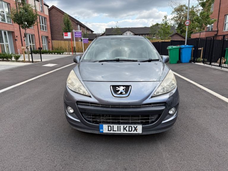Peugeot, 207, Hatchback, 2011, Manual, 1560 (cc), 5 doors