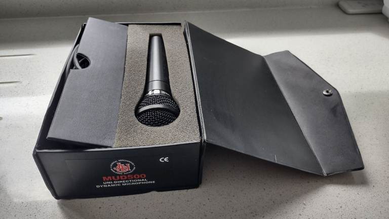 Microphone
