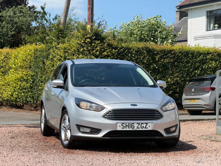 2016 Ford Focus 1.0T EcoBoost Zetec Hatchback 5dr Petrol Manual Euro 6 (s/s)