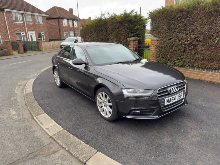 Audi, A4, Saloon, 2014, Manual, 1968 (cc), 4 doors