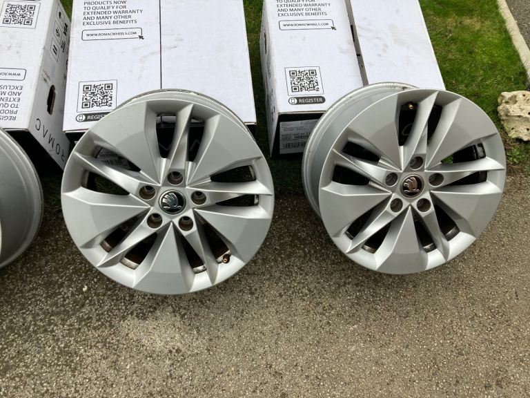 4X16”Alloy wheels