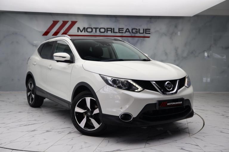 Nissan Qashqai 1.2 DIG-T N-Connecta 2WD Euro 6 (s/s) 5dr Petrol Manual