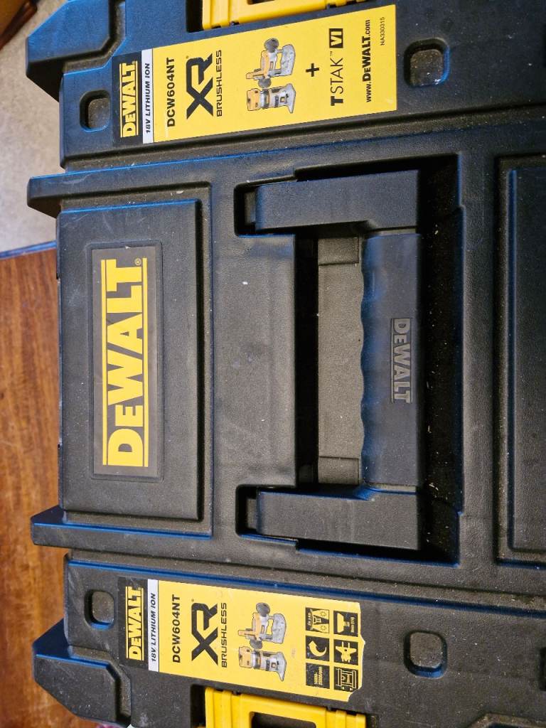 Dewalt cordless Palm Router 