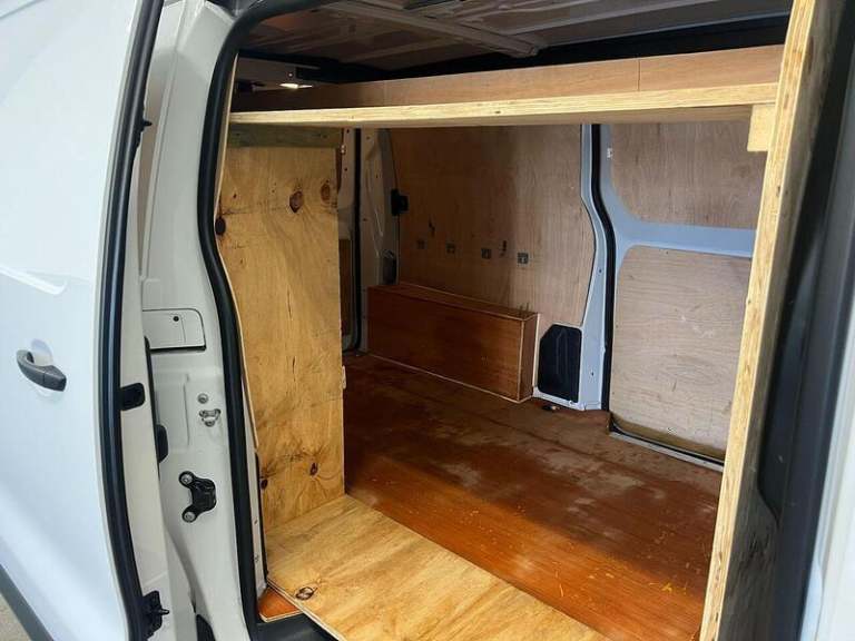 2024 Peugeot Expert 1000 1.5 BlueHDi 100 Professional Premium + Van PANEL VAN DIESEL Manual