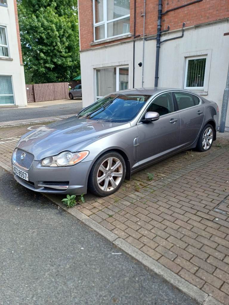 Jaguar xf 4door saloon