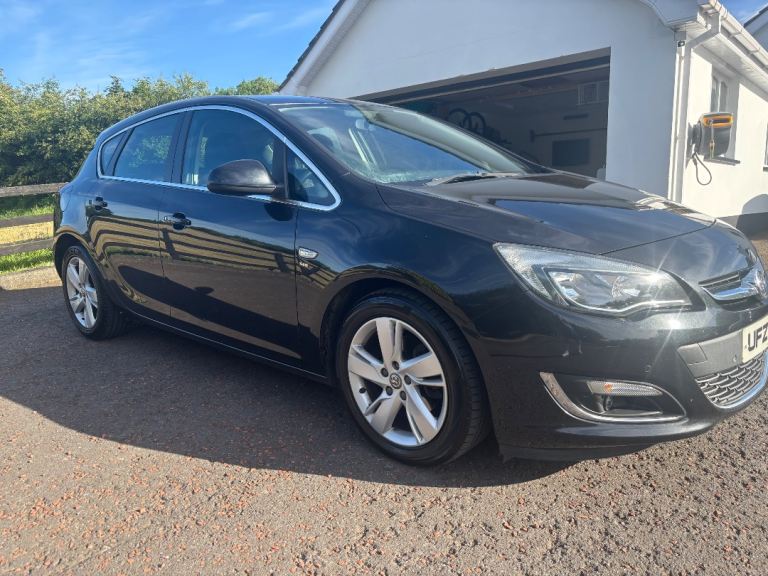 Vauxhall, ASTRA, Hatchback, 2014, Manual, 1956 (cc), 5 doors