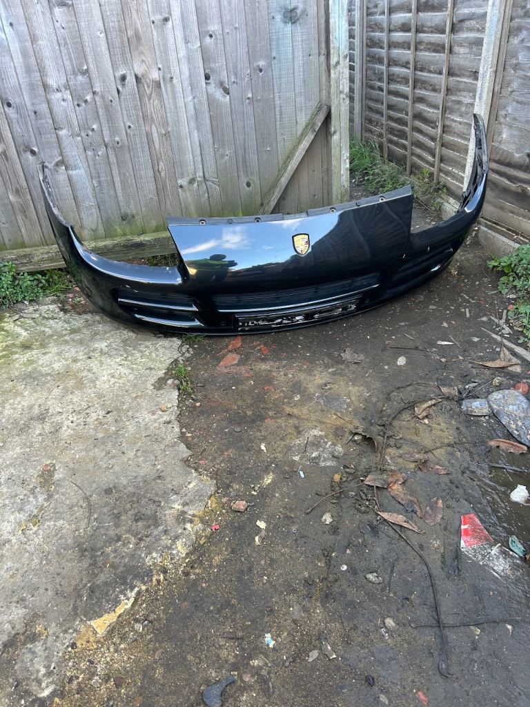 Porsche cayenne 2005 front bumper