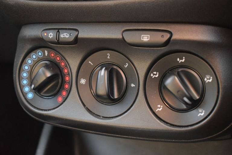 2019 Vauxhall Corsa 1.4i Griffin Hatchback 5dr Petrol Auto Euro 6 (90 ps) Hatchback Petrol Automatic