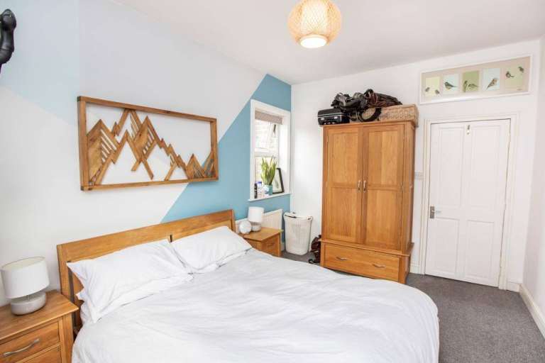 🏚️🔑  SPACIOUS AND STYLISH ROOM IN STRATFORD – ALL BILLS INCLUDED  🔑 