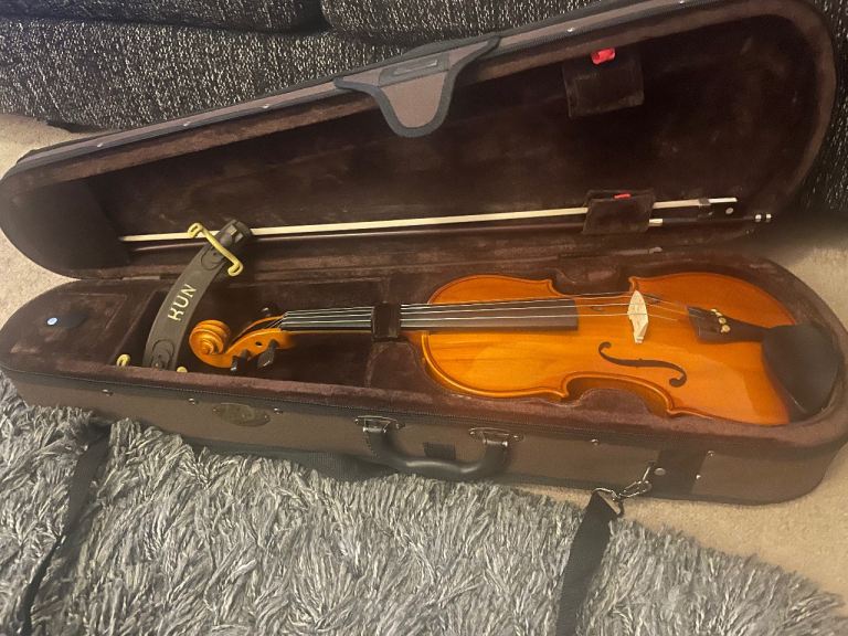 Stentor Student Standard Violin Outfit 4/4