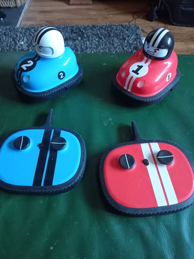 Remote control bumper cars 