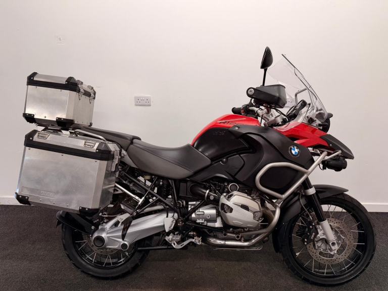BMW R1200GS ADVENTURE TU ** FULL LUGGAGE - FULL HISTORY - APRIL 27 MOT **