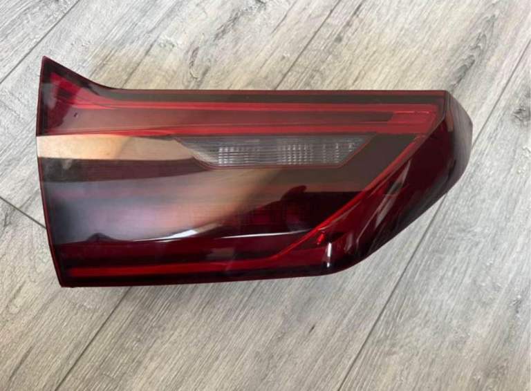 GENUINE BMW G31 Pre - LCI Passenger Side Rear Tail Light Left 5 Series 2017 - 23