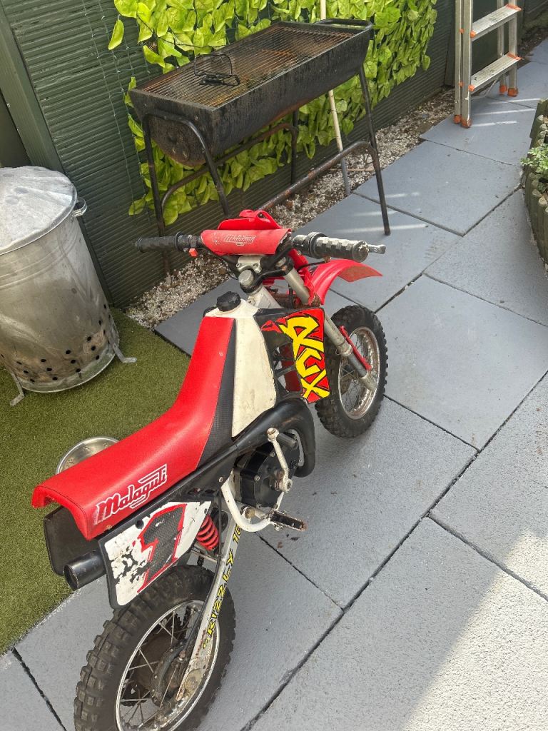 Dirt bike 