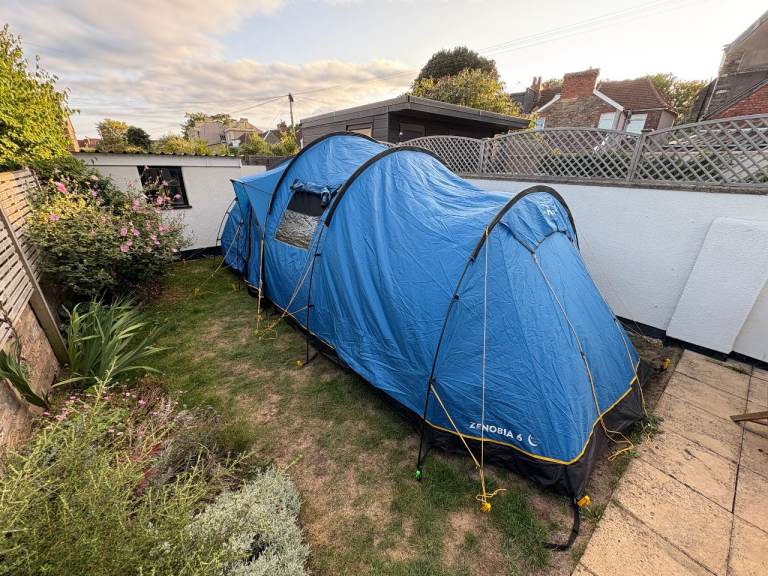 HiGEAR Zenobia 6 Nightfall Tent - Carpet, Table, Stove, Dining Set & Other Accessories.