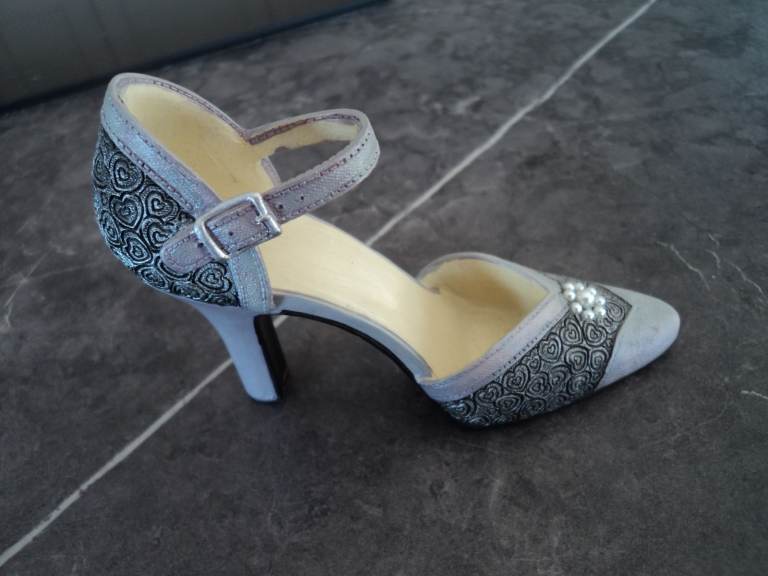 Tiny ornamental shoe