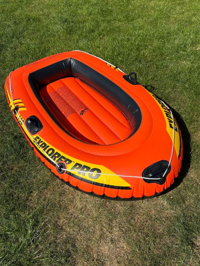 Intex Explorer Pro 100 Inflatable Boa