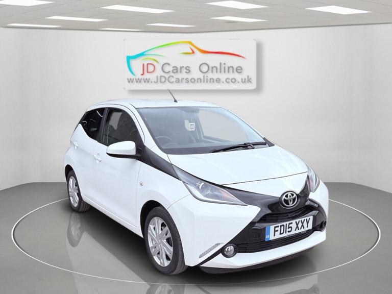 TOYOTA AYGO 1.0 VVT-i x-pression 2015