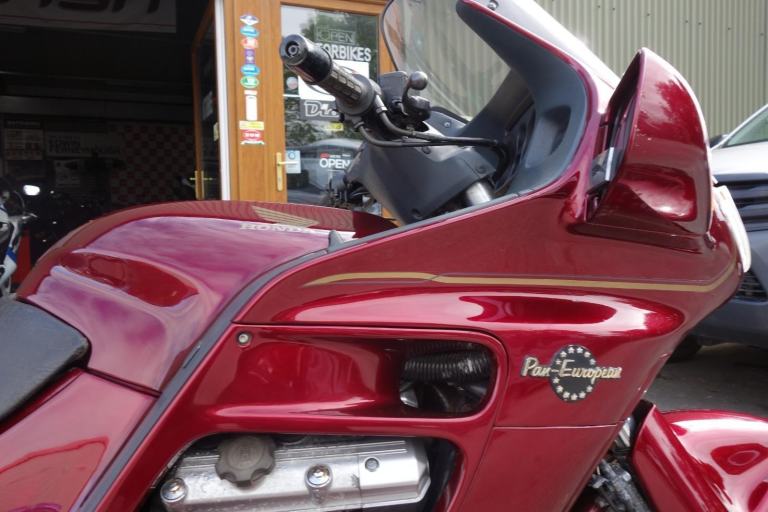 Honda ST1100 Pan European PAN 2001/Y