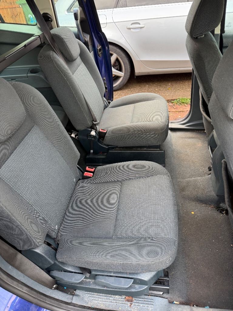 Ford, GRAND C-MAX, MPV, 2015, Manual, 1560 (cc), 5 doors