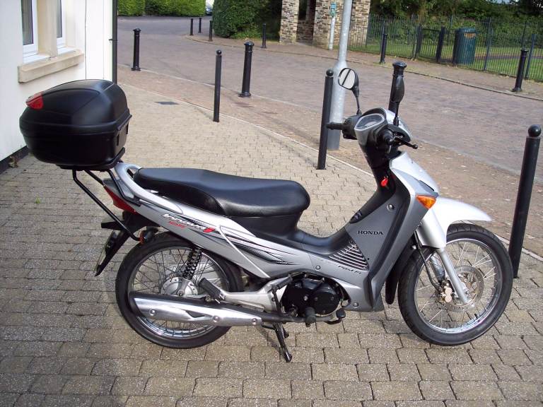 Honda Innova ANF125-A 2012 Low Mileage