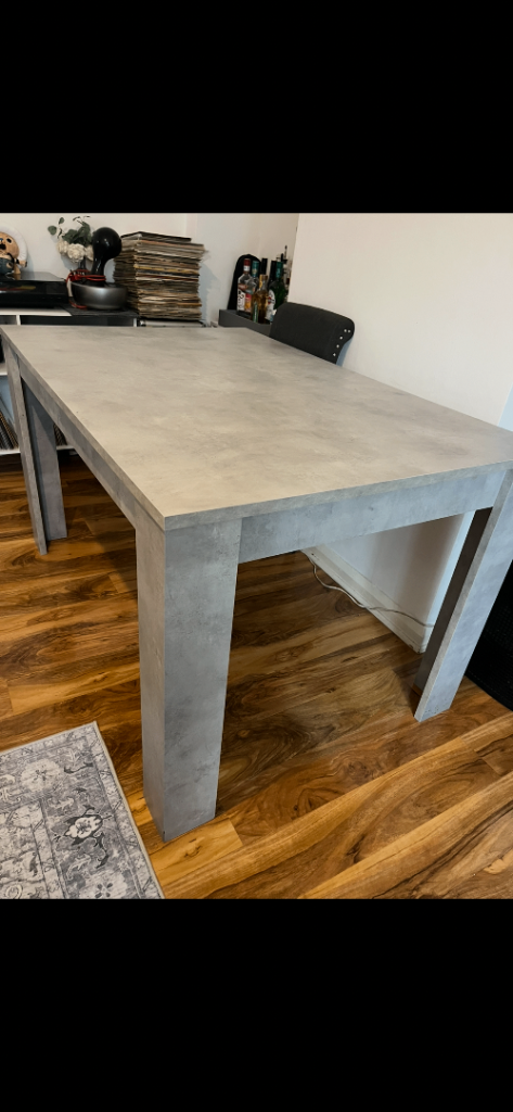Grey Extendable dining Table