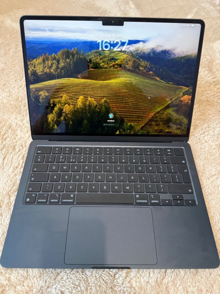 MacBook Air M2 256GB