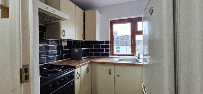 TWO Bedroom First Floor Flat ( Maisonette) in Barking IG11