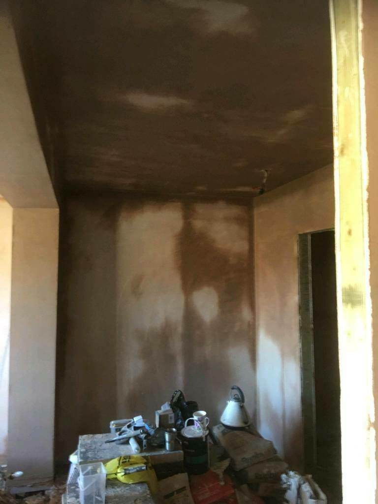I am offering professional plastering and rendering services 