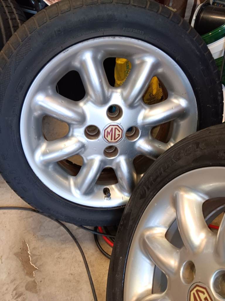 Rover MG WHEELS & TYRES
