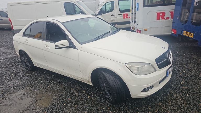 Mercedes-Benz c class 2009 diesel spares or repairs 