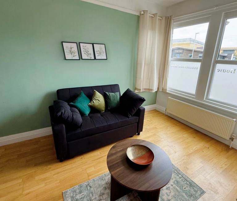 STYLISH 1-BED FLAT – CAMBRIDGE CB1 – ALL BILLS INCLUDED – AVAILABLE NOW