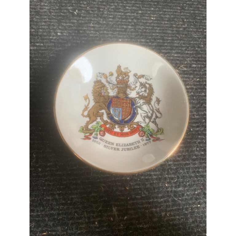 Vintage commemorative Weatherby Hanley silver jubilee dish