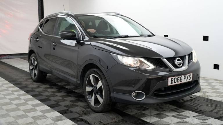 2016 Nissan Qashqai 1.5 dCi N-Connecta 5dr HATCHBACK DIESEL Manual