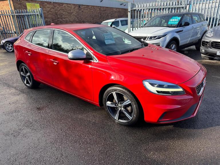 2017 Volvo V40 2.0 D4 R-Design Nav Plus Euro 6 (s/s) 5dr HATCHBACK Diesel Manual