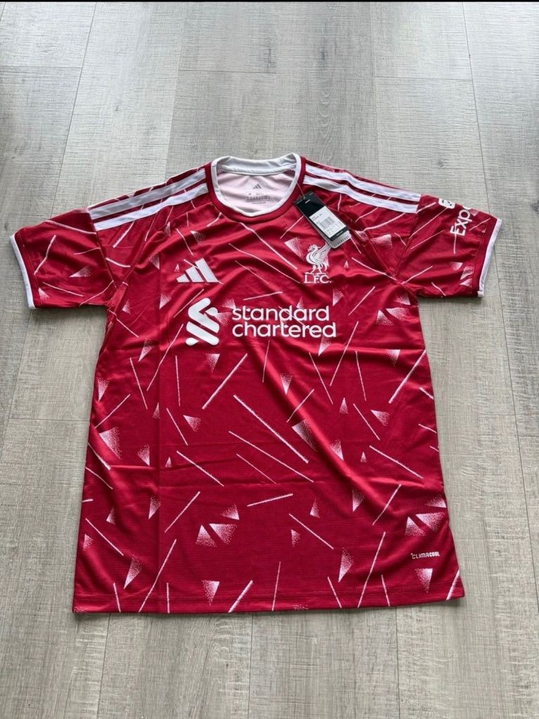  Liverpool FC Home Shirt – New with Tags