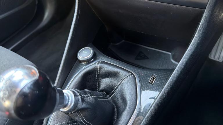 2018 Ford Fiesta 1.0 EcoBoost 140 ST-Line 5dr HATCHBACK PETROL Manual