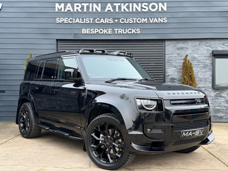 2025 Land Rover Defender 110 3.0 D250 Hard Top S Auto 3.0 3 Seat Commercial MA-SV Styling pack Ha...