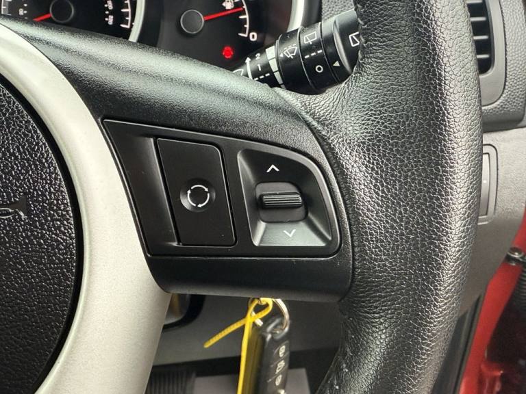 2013 Kia Venga 1.6 2 MPV 5dr Petrol Auto Euro 5 (123 bhp) MPV Petrol Automatic