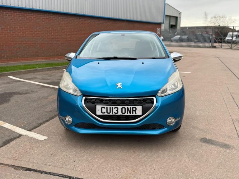 2013 Peugeot 208 1.2 VTi Active 5dr HATCHBACK PETROL Manual