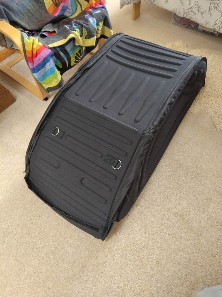 Car roof bag