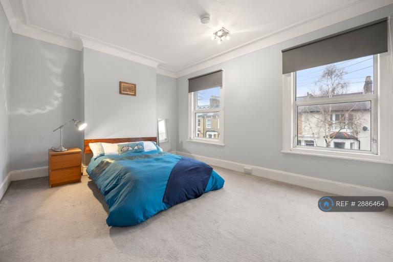 3 bedroom house in Arabin Road, London, SE4 (3 bed) (#2886464)