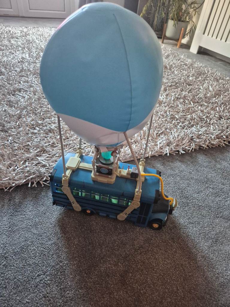 Fortnite bus
