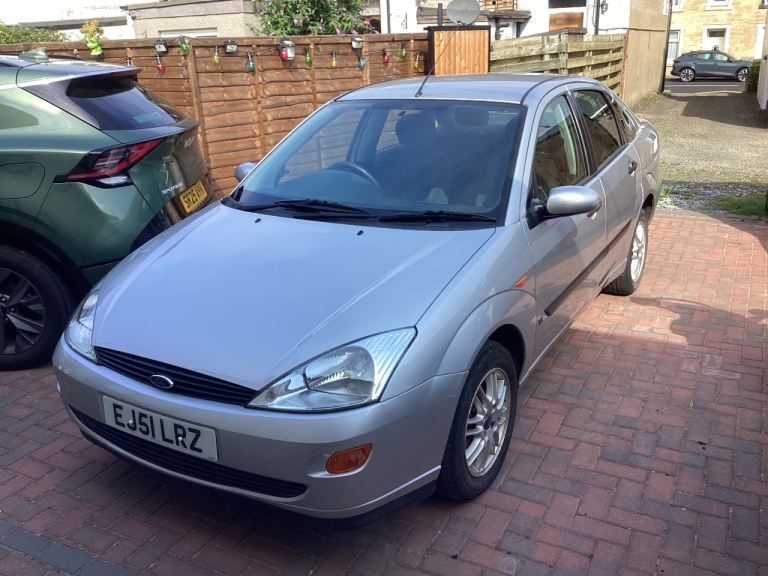 Ford, FOCUS, Saloon, 2001, Manual, 1796 (cc), 4 doors