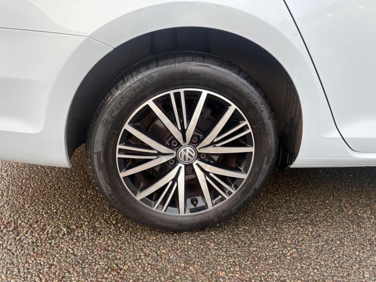 2018 Volkswagen Golf 1.6 TDI SE 5dr [Nav] ESTATE DIESEL Manual