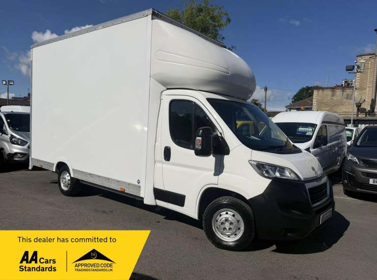 2021 Peugeot Boxer 2.2 BlueHDi 335 Built for Business Curtainside Chassis Cab 4dr Diesel Manua Ch...