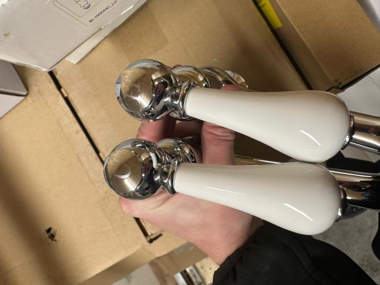 Crosswater Lever Basin Taps Chrome